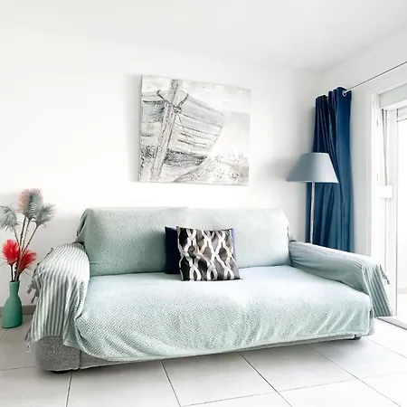 Cozy Sun 205 By Rentalfue Apartment